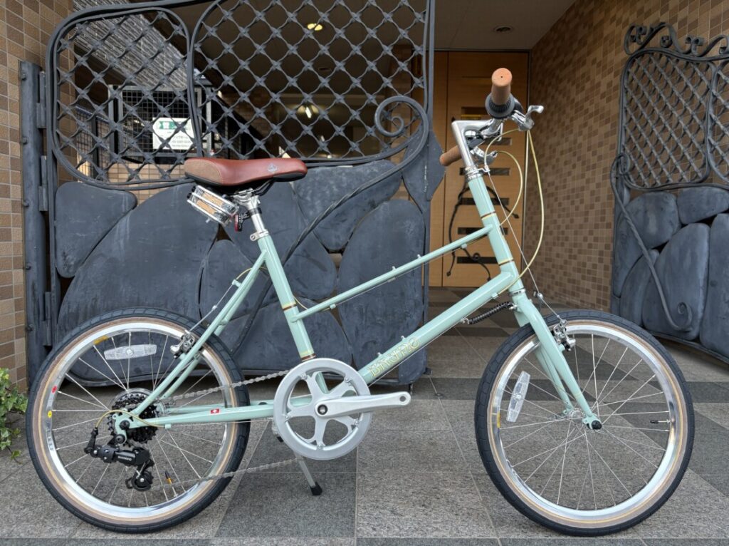 かわいい街乗り自転車！ ミニベロ BRUNO MIXTE SILVER EDITION